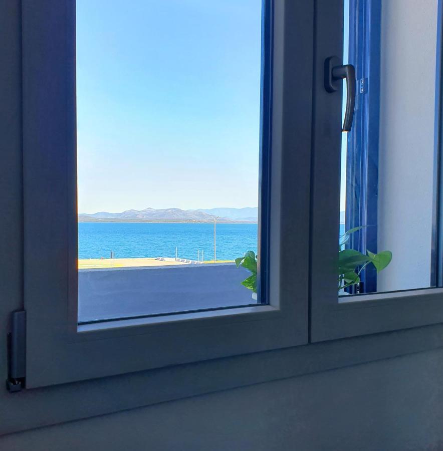 Sky And Sea Apartment Calasetta Extérieur photo